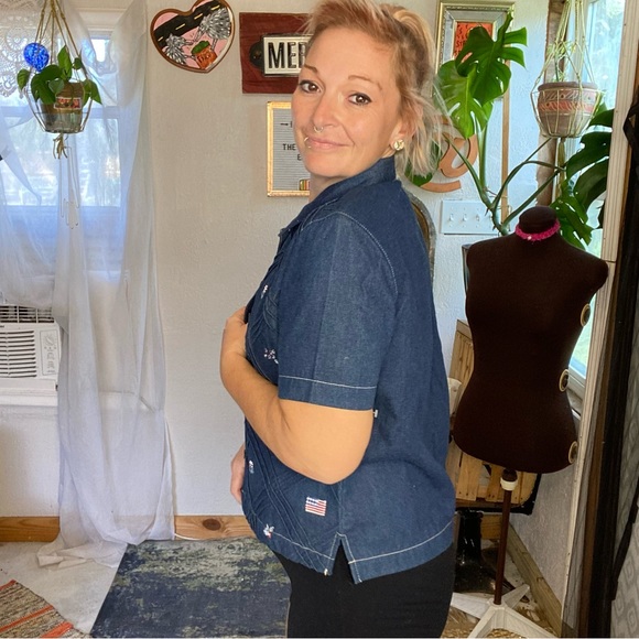 Vintage Koret City Blues Denim USA Button Front Short Sleeve Top Size Small - Picture 13 of 14